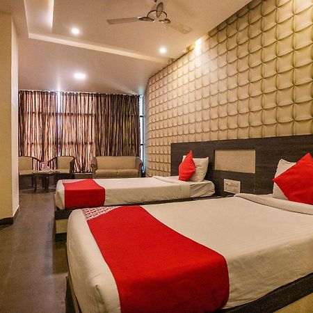 Super Collection O Indian Suites Near Sitara Restaurant Bangalore Bagian luar foto
